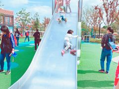 -季高兔窝窝亲子园(上海薰衣草公园店)