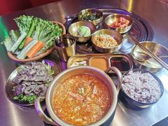 -釜山火炉·海鲜烤肉(紫藤路店)