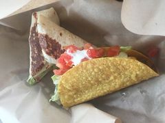 经典牛肉塔可脆-Taco Bell 塔可贝尔(东方明珠店)