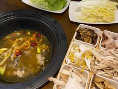 -菌乡缘·野生菌蒸汽鱼火锅(江边夜市店)