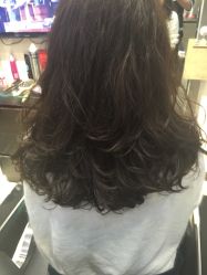 -歌海美发·纹绣