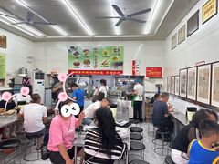 大堂-杨记灌肠(食品街店)