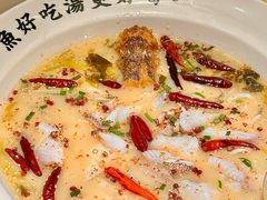 -江渔儿酸菜鱼·拔草餐厅(虎门君乐汇店)