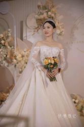 -欣薇婚纱(新源乐汇城店)