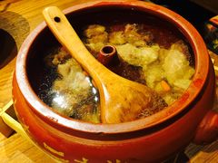 -云海肴·汽锅鸡·云南菜(天山百盛优客店)