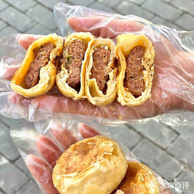 4r一个❗❗妈妈说还要一个的鲜肉酥饼也太香了