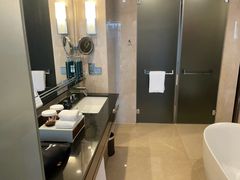 -广州天河希尔顿酒店