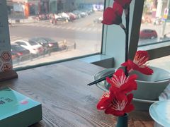 -蜜桃餐厅·伴山(湖滨商业街店)