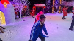 -圣名游乐城冰雪大世界