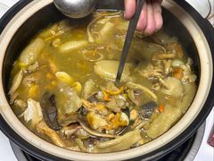 -罗记又添缘竹荪山药鸡·野生菌火锅(西园南路店)