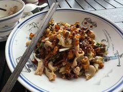 -小洞天柴火土菜馆