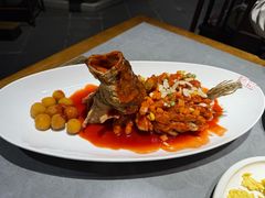 特色松鼠鱼（苏州招牌菜）-姑苏家宴·苏帮菜·松鼠桂鱼(苏州总店)