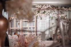 -花轿喜屋婚礼策划