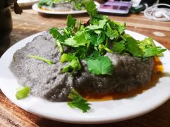 麻豆腐-宝瑞门钉肉饼店