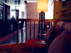 -喜鹊愉家酒店(郑州曼哈顿博览中心地铁站店)