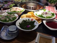 -陆派巴倒烫火锅(城东店)