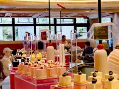 -咖啡苑自助餐厅·中国大饭店