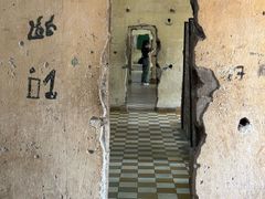 -吐斯廉屠杀博物馆