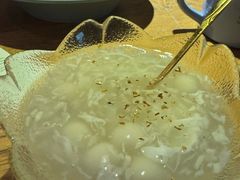 -蜜桃餐厅·伴山(湖滨商业街店)