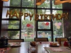 -岷山饭店-芝芝自助餐厅