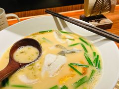 -荣家黄鱼面(前滩太古里店)