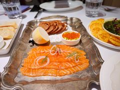 温热烟熏三文鱼-壳里西餐厅Coquille Seafood Bistro(蒙自路店)