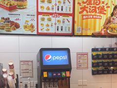 -塔斯汀中国汉堡(浦东绿地东海岸店)