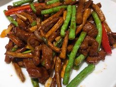 烧汁茶树菇牛柳-德烨酒家