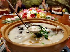 -姜君·千岛湖鱼头馆(浦东大道店)