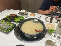 -汤宴·参须肚包鸡(南京路店)