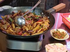 -富正毅三下锅·湘西韵味(天门山索道店)