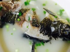 鲫鱼汤-比尔斯健康烤肉自助餐厅