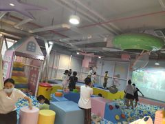 -星舰梦航(广百广场荔胜店)