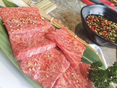 -炼火烤肉店