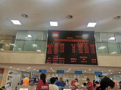 -金银湖市民文体活动中心恒温游泳馆