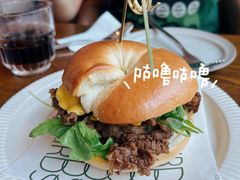 -Two Birds One Stone·一石二鸟(诚品生活店)