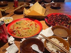 -先启半步颠小酒馆(白麓里店)