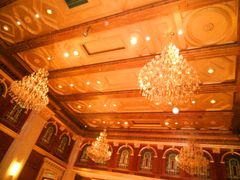 宴会厅的灯饰-岱江花园饭店