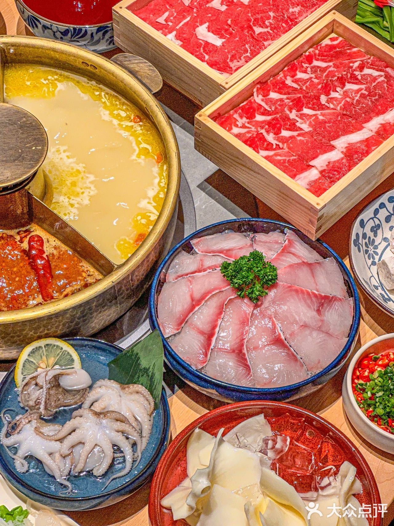 🍲好吃不打烊，💰排队也值得