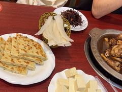 -聚首堂·特色小吃·肘子(什刹海德胜门店)