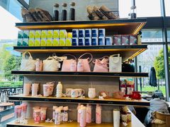 零售区-星巴克臻选(杭州嘉里中心1F店)