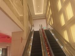 -怡咖啡海鲜自助餐厅(浦东香格里拉店)
