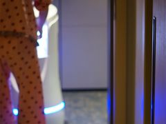 -杭州西湖湖滨银泰亚朵酒店
