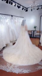 -LOVE SHINE婚纱·红鼎庄龙凤褂·妈妈装定制