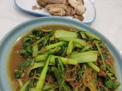 -巢香扣肉馆