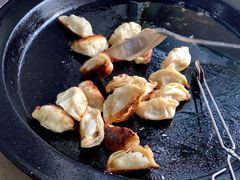 -黄阿姨锅贴大王(万航渡路店)