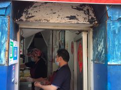 门面-殷姐糯米包油条