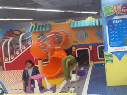 -孩子王童乐园(泰州万达店)
