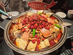 -辣尚瘾·烤鱼·新川菜(牡丹园直营店)
