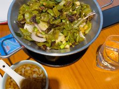 -莲餐厅·湖北菜·潜江小龙虾店(愚园路店)